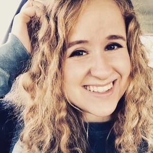 Meet your Posher, Claire